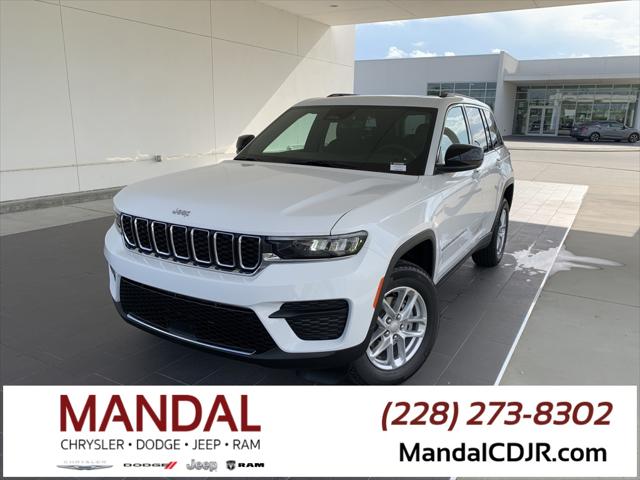 2025 Jeep Grand Cherokee GRAND CHEROKEE LAREDO X 4X2