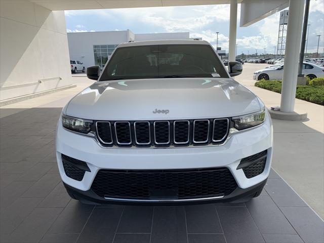 2025 Jeep Grand Cherokee GRAND CHEROKEE LAREDO X 4X2