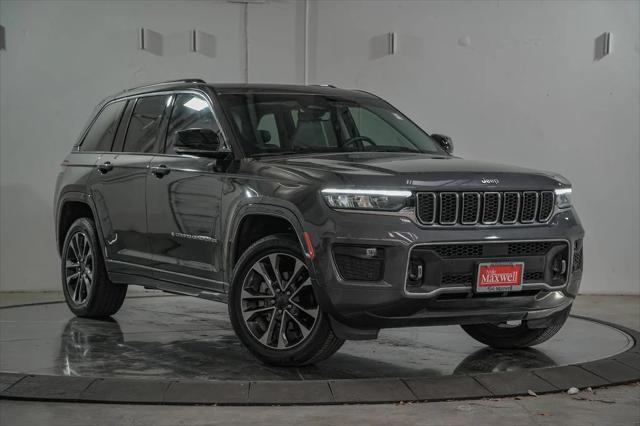 2022 Jeep Grand Cherokee Overland 4x2
