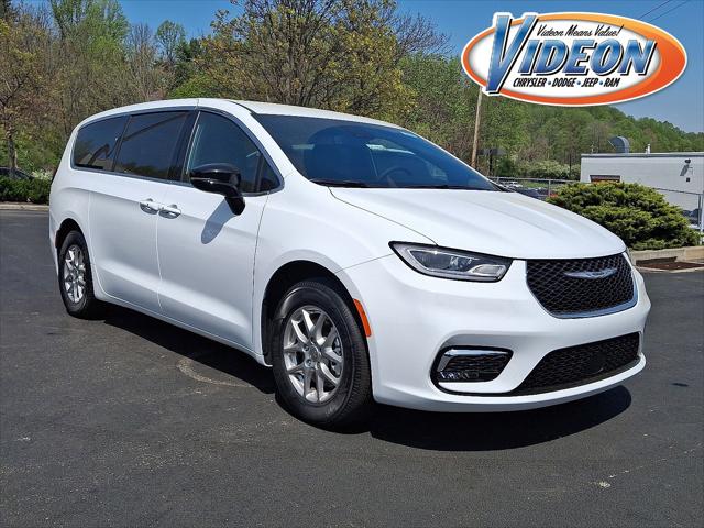 2025 Chrysler Pacifica PACIFICA SELECT