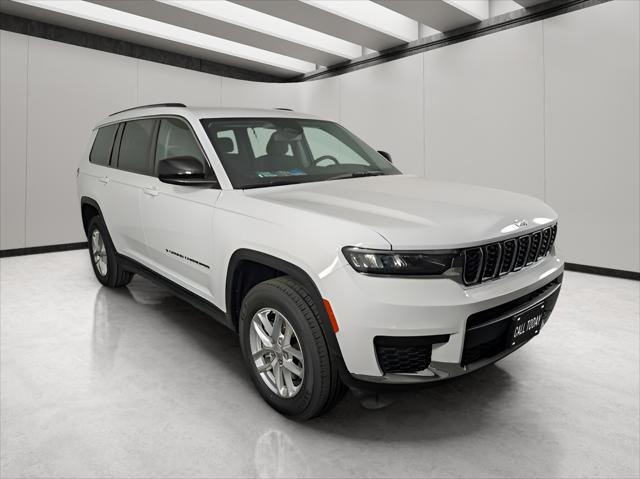 2023 Jeep Grand Cherokee L Laredo 4x4
