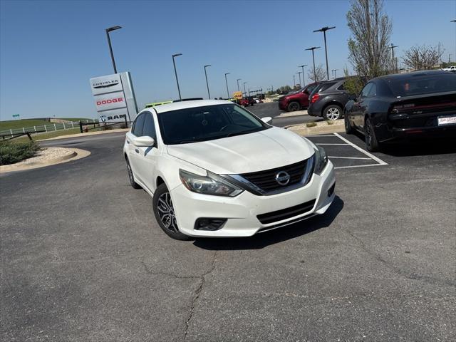 2016 Nissan Altima 2.5 SR