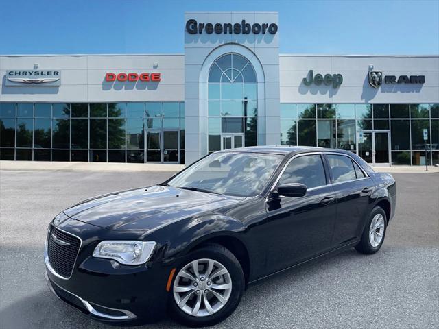 2023 Chrysler 300 Touring