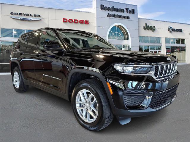 2025 Jeep Grand Cherokee GRAND CHEROKEE LAREDO X 4X4