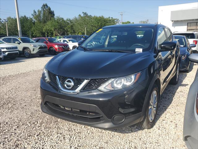 2017 Nissan Rogue Sport S