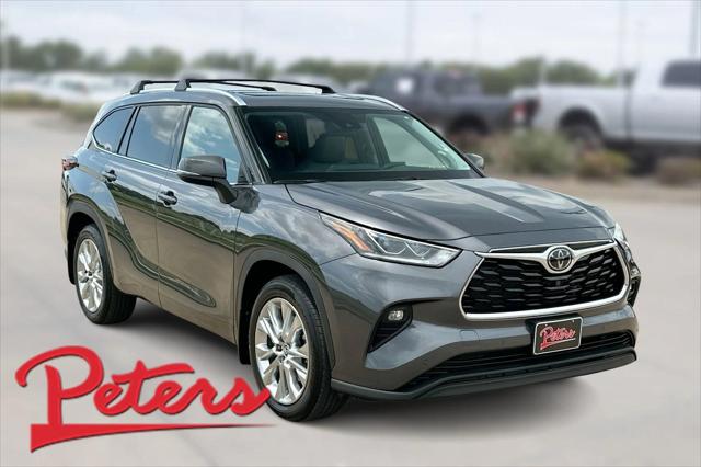 2022 Toyota Highlander Limited