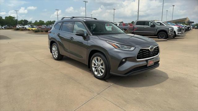 2022 Toyota Highlander Limited