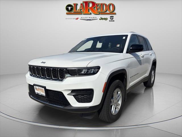 2025 Jeep Grand Cherokee GRAND CHEROKEE LAREDO 4X2