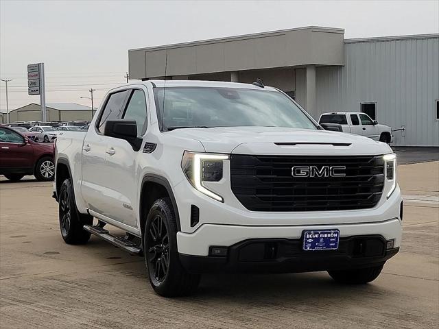 2022 GMC Sierra 1500 4WD Crew Cab Short Box Elevation with 3SB
