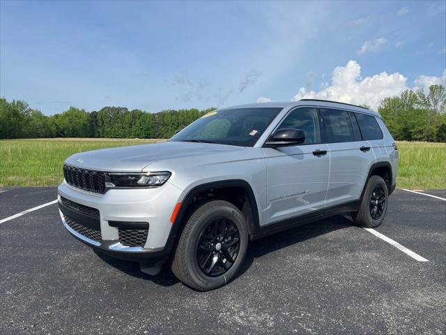 2025 Jeep Grand Cherokee GRAND CHEROKEE L LAREDO X 4X4