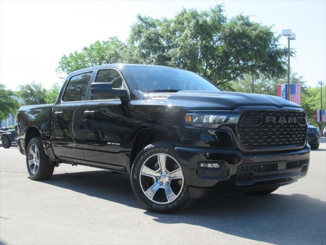2025 RAM Ram 1500 RAM 1500 TRADESMAN CREW CAB 4X4 57 BOX