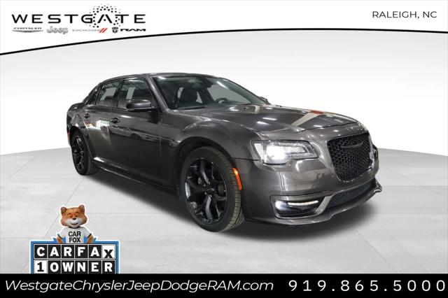 2022 Chrysler 300 Touring L