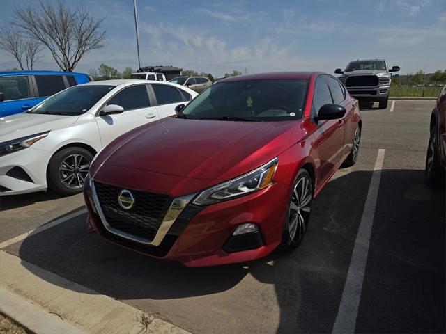 2022 Nissan Altima SR FWD