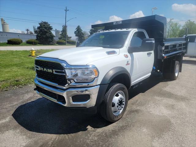 2024 RAM Ram 5500 Chassis Cab RAM 5500 TRADESMAN CHASSIS REGULAR CAB 4X4 84 CA 2024 RAM Ram 5500 Chassis Cab RAM 5500 TRADESMAN CHASSIS REGULAR CAB 4X4 84 CA
