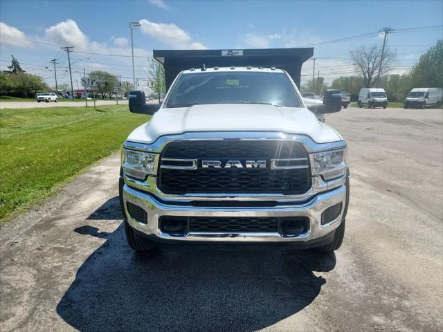 2024 RAM Ram 5500 Chassis Cab RAM 5500 TRADESMAN CHASSIS REGULAR CAB 4X4 84 CA 2024 RAM Ram 5500 Chassis Cab RAM 5500 TRADESMAN CHASSIS REGULAR CAB 4X4 84 CA