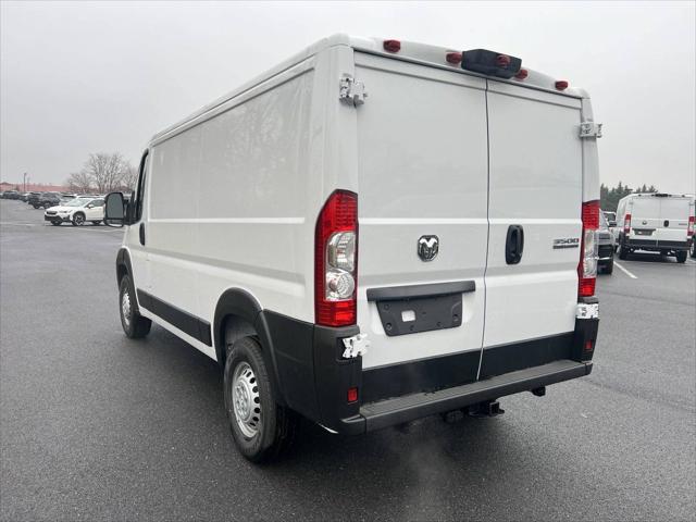 2025 Ram ProMaster Cargo Van Tradesman Low Roof 136" WB w/Pass Seat