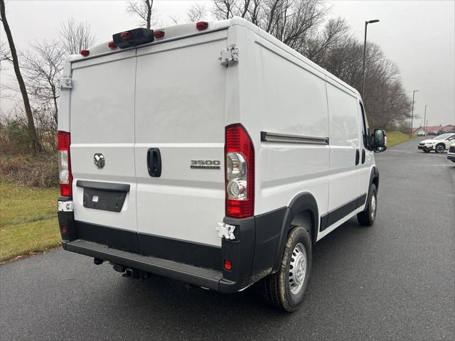 2025 Ram ProMaster Cargo Van Tradesman Low Roof 136" WB w/Pass Seat