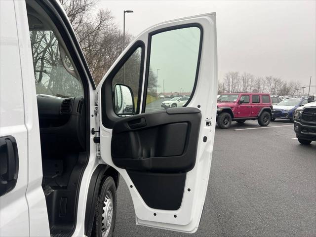 2025 Ram ProMaster Cargo Van Tradesman Low Roof 136" WB w/Pass Seat