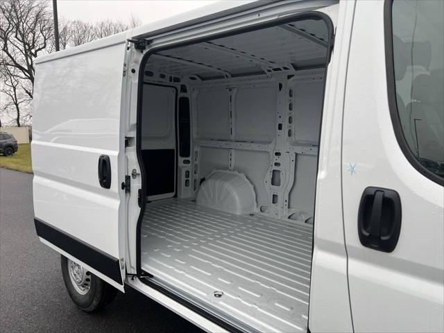 2025 Ram ProMaster Cargo Van Tradesman Low Roof 136" WB w/Pass Seat