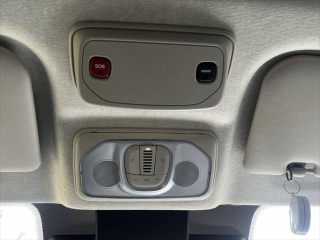 2025 Ram ProMaster Cargo Van Tradesman Low Roof 136" WB w/Pass Seat