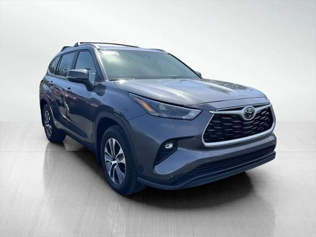 2023 Toyota Highlander XLE for sale in Chambersburg, PA