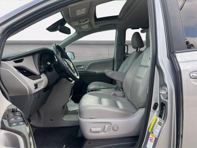 2018 Toyota Sienna XLE 8 Passenger