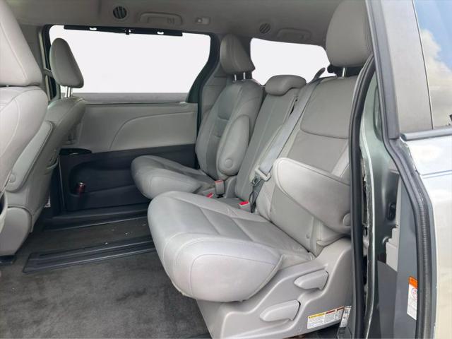 2018 Toyota Sienna XLE 8 Passenger