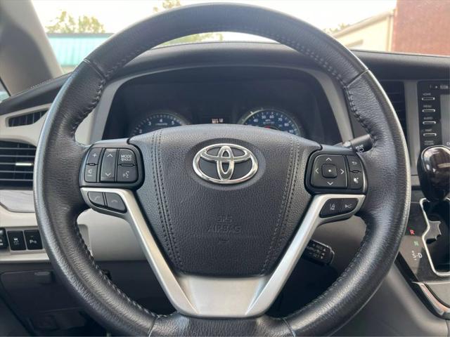 2018 Toyota Sienna XLE 8 Passenger