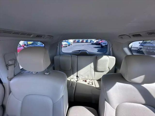 2017 INFINITI QX80 Base
