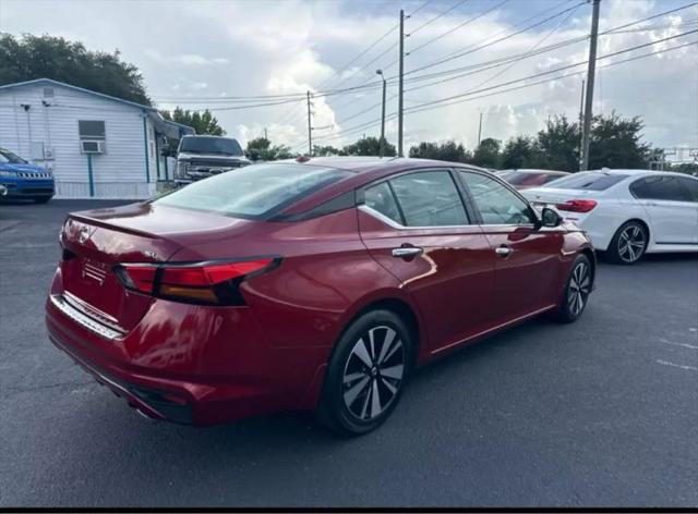 2022 Nissan Altima SL FWD