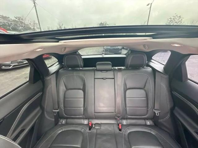 2018 Jaguar F-PACE 25t R-Sport