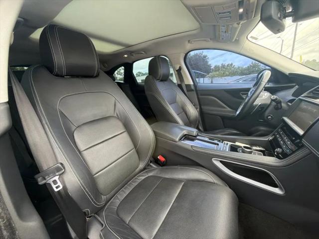 2018 Jaguar F-PACE 25t R-Sport