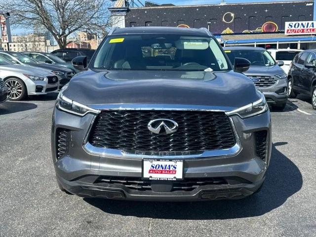 2023 INFINITI QX60 LUXE AWD