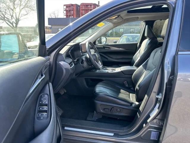 2023 INFINITI QX60 LUXE AWD