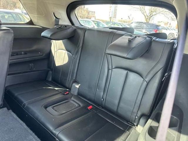2023 INFINITI QX60 LUXE AWD