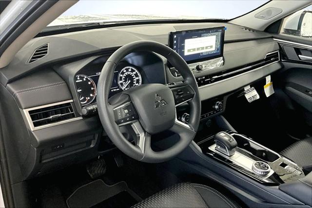 2025 Mitsubishi Outlander ES 2.5 S-AWC