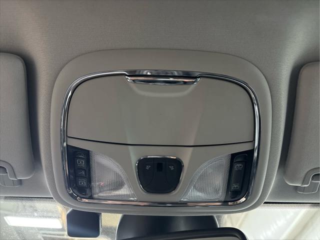 Used 2021 Jeep Cherokee For Sale in Wilmington, OH