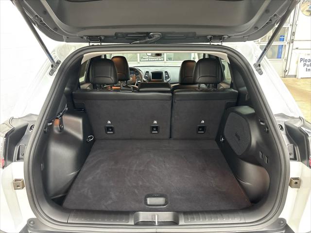 Used 2021 Jeep Cherokee For Sale in Wilmington, OH