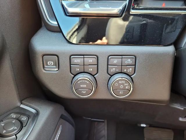 2025 Chevrolet Silverado 1500 4WD Crew Cab Short Bed RST