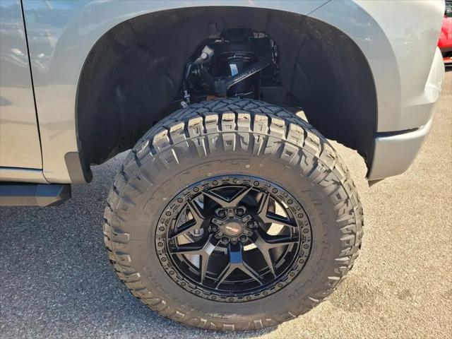 2025 Chevrolet Silverado 1500 4WD Crew Cab Short Bed RST