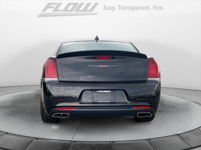 2022 Chrysler 300 S