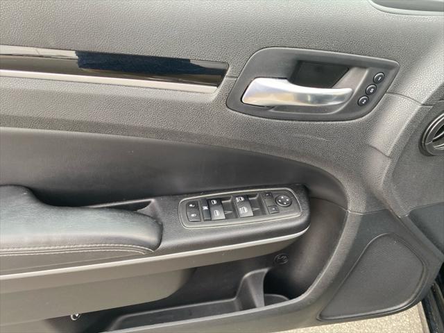 2022 Chrysler 300 S
