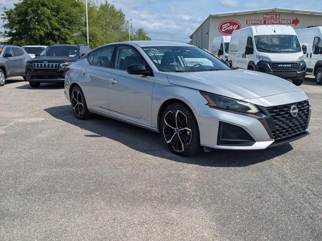 2023 Nissan Altima SR FWD