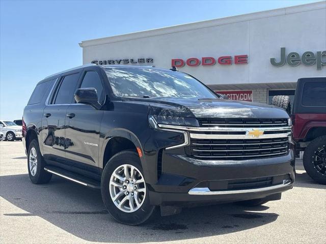 2023 Chevrolet Suburban 2WD LT