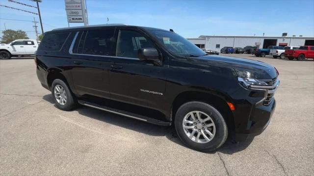 2023 Chevrolet Suburban 2WD LT
