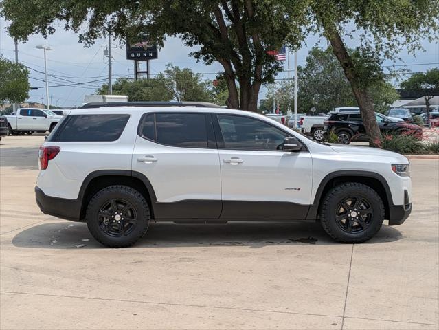 2023 GMC Acadia AWD AT4