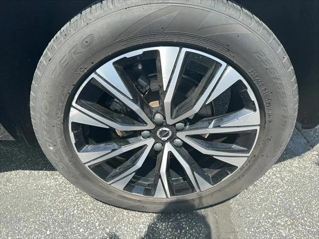 2023 Volvo XC60 B5 Core