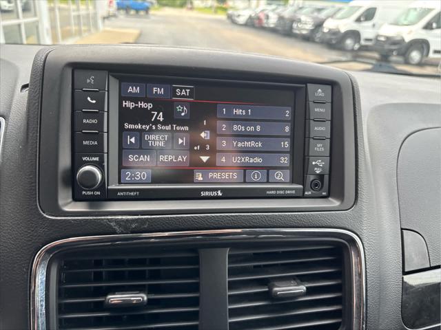 Used 2017 Dodge Grand Caravan For Sale in Wilmington, OH