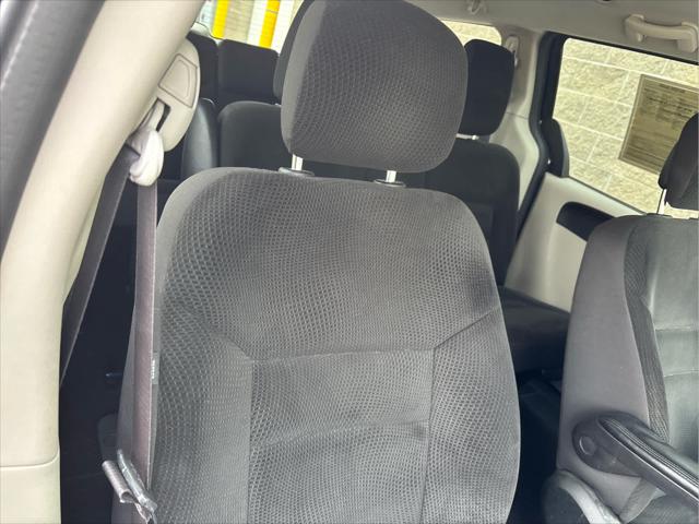Used 2017 Dodge Grand Caravan For Sale in Wilmington, OH