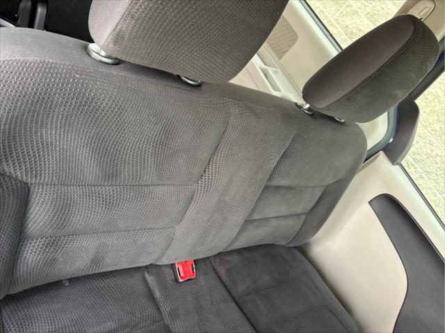 Used 2017 Dodge Grand Caravan For Sale in Wilmington, OH